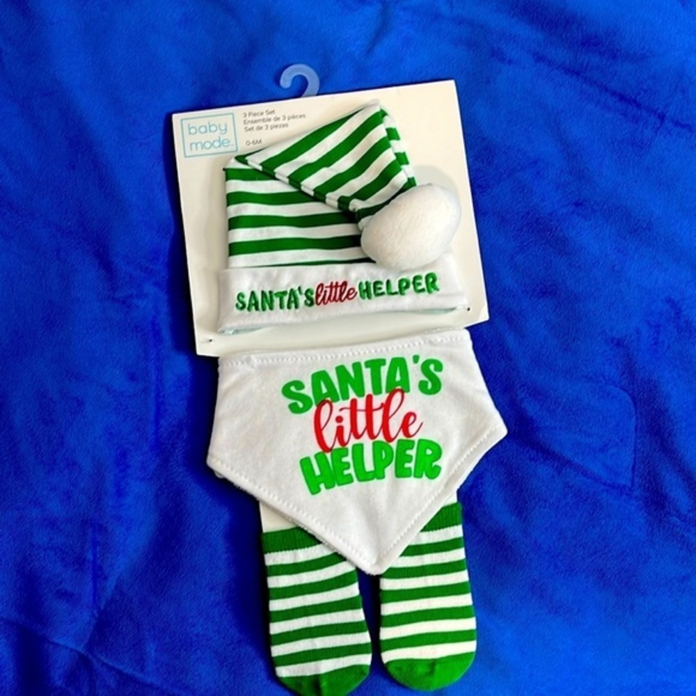 ⭐️ NWT- Santa’s Little Helper 3-piece set- size 0-6M